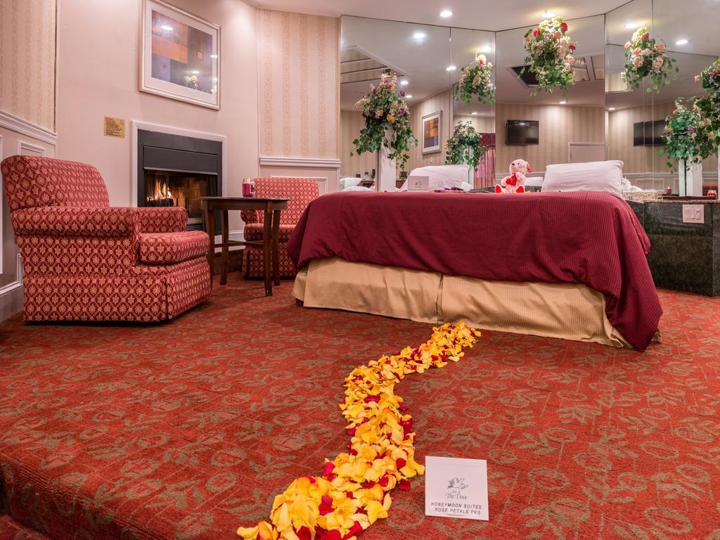 Inn Of The Dove Romantic Luxury & Business Suites 벤셀럼 외부 사진