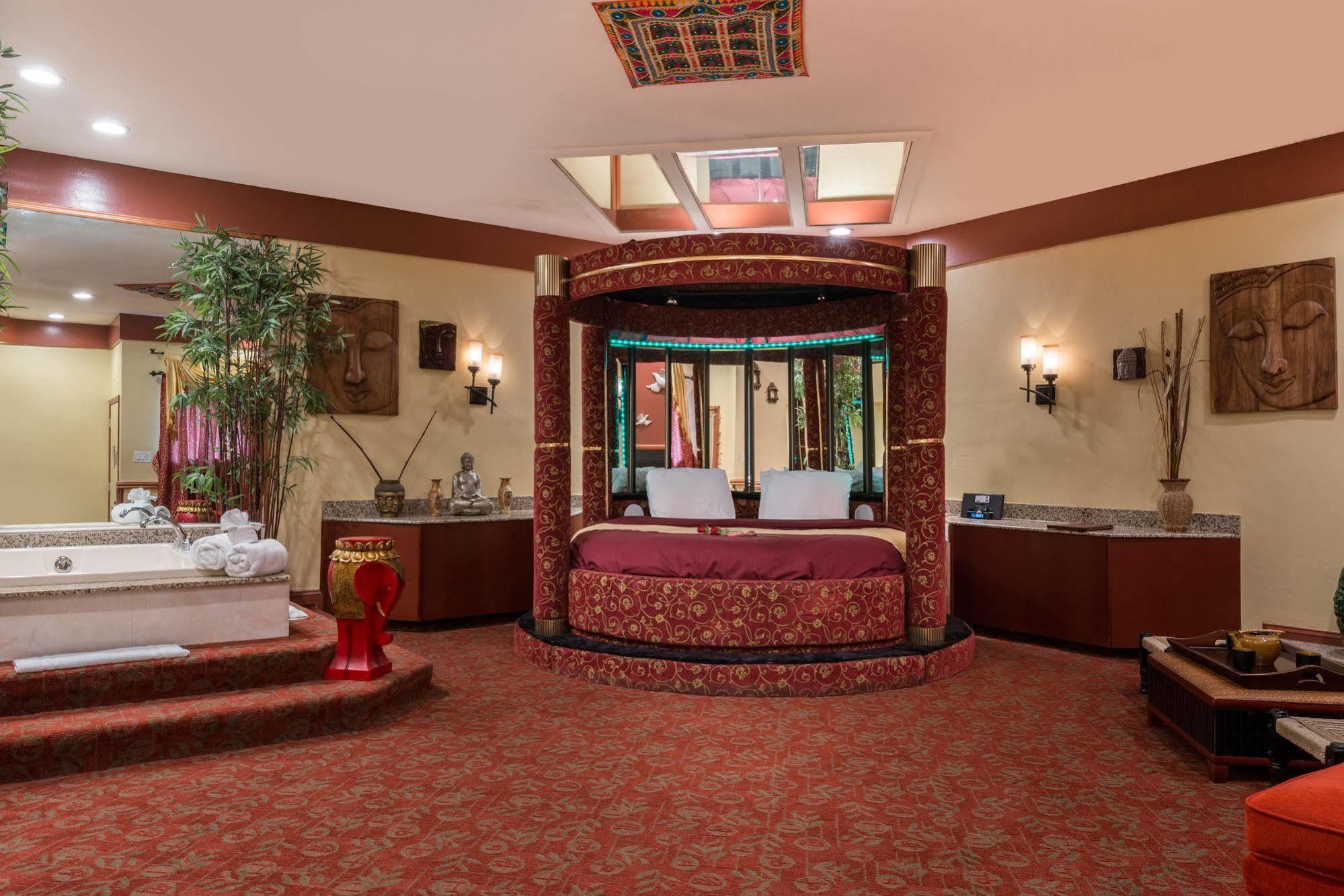 Inn Of The Dove Romantic Luxury & Business Suites 벤셀럼 외부 사진