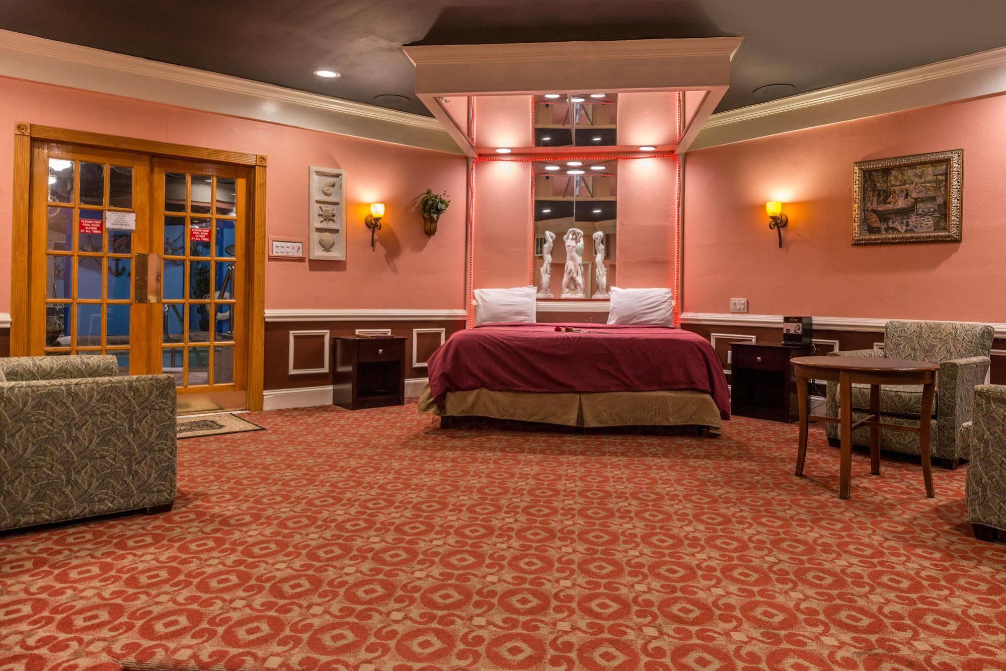 Inn Of The Dove Romantic Luxury & Business Suites 벤셀럼 외부 사진