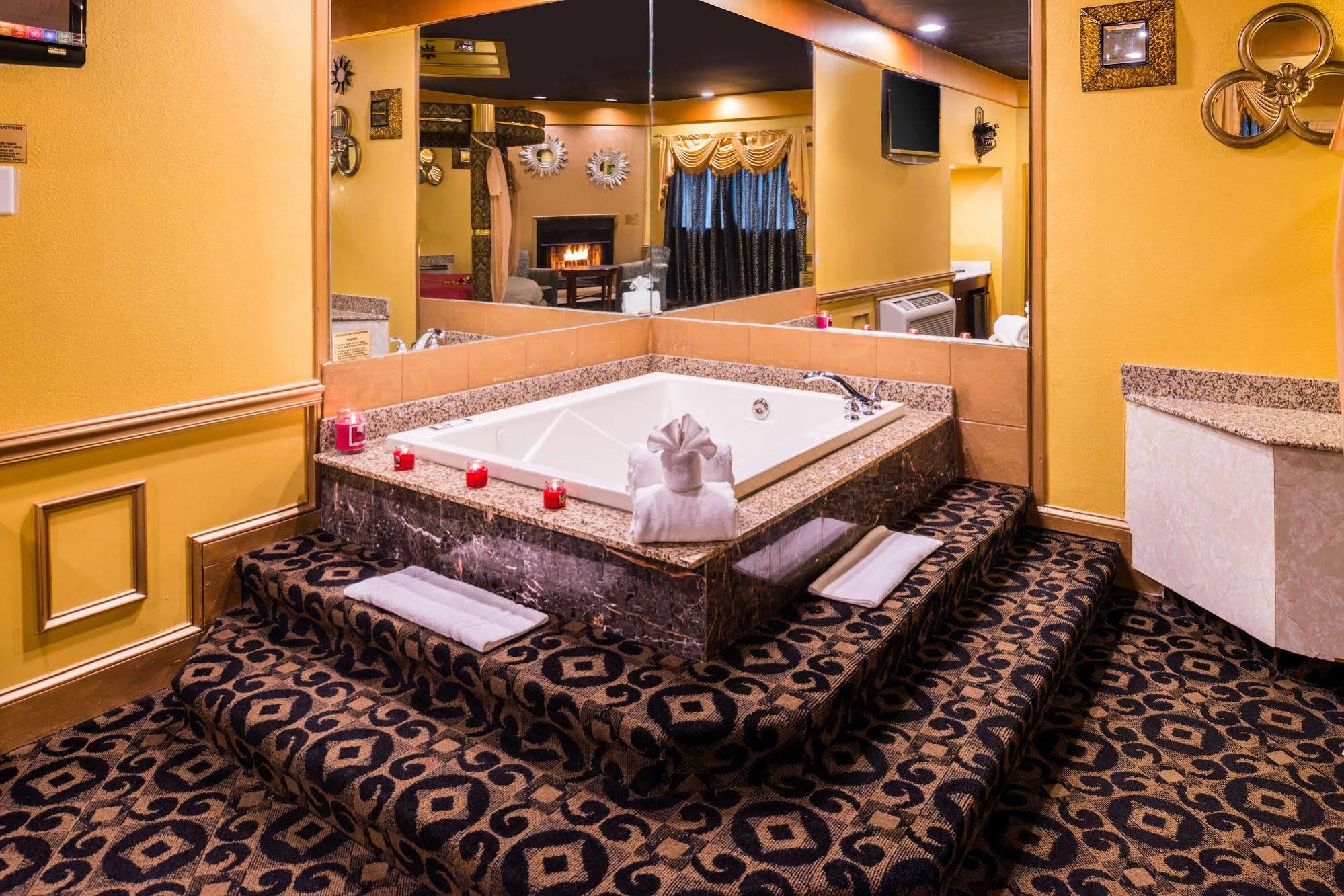 Inn Of The Dove Romantic Luxury & Business Suites 벤셀럼 외부 사진